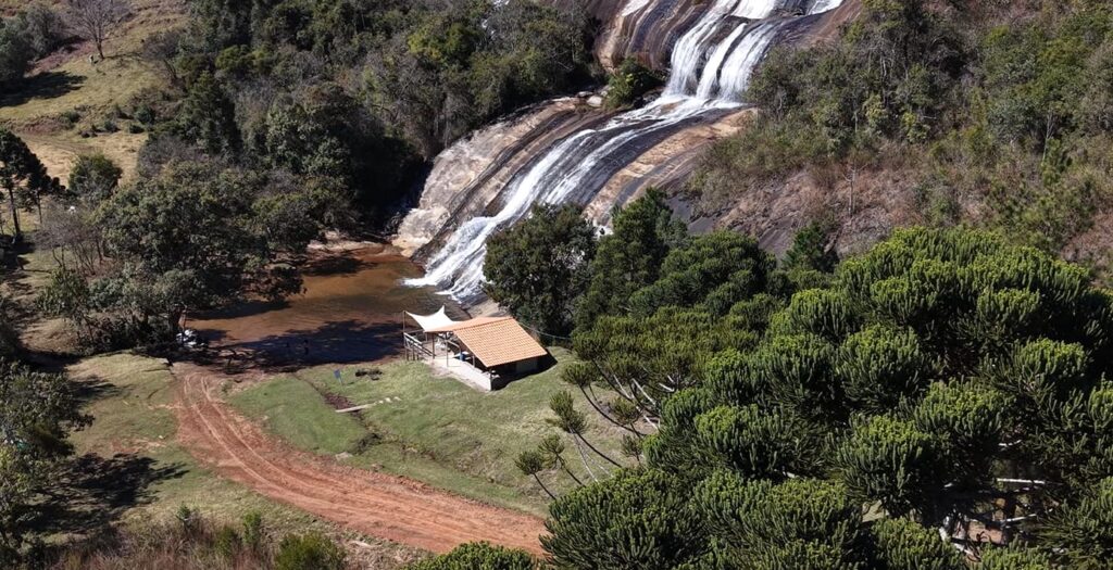 Terceiro Festival do Queijo Micro regional em Carvalhos - MG 3 Cachoeira da Estiva